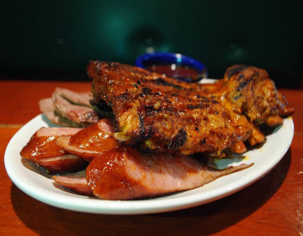 Crossroads BBQ and Grill | restaurant | 387 E Gude Dr, Rockville, MD 20850, USA | 3013408596 OR +1 301-340-8596