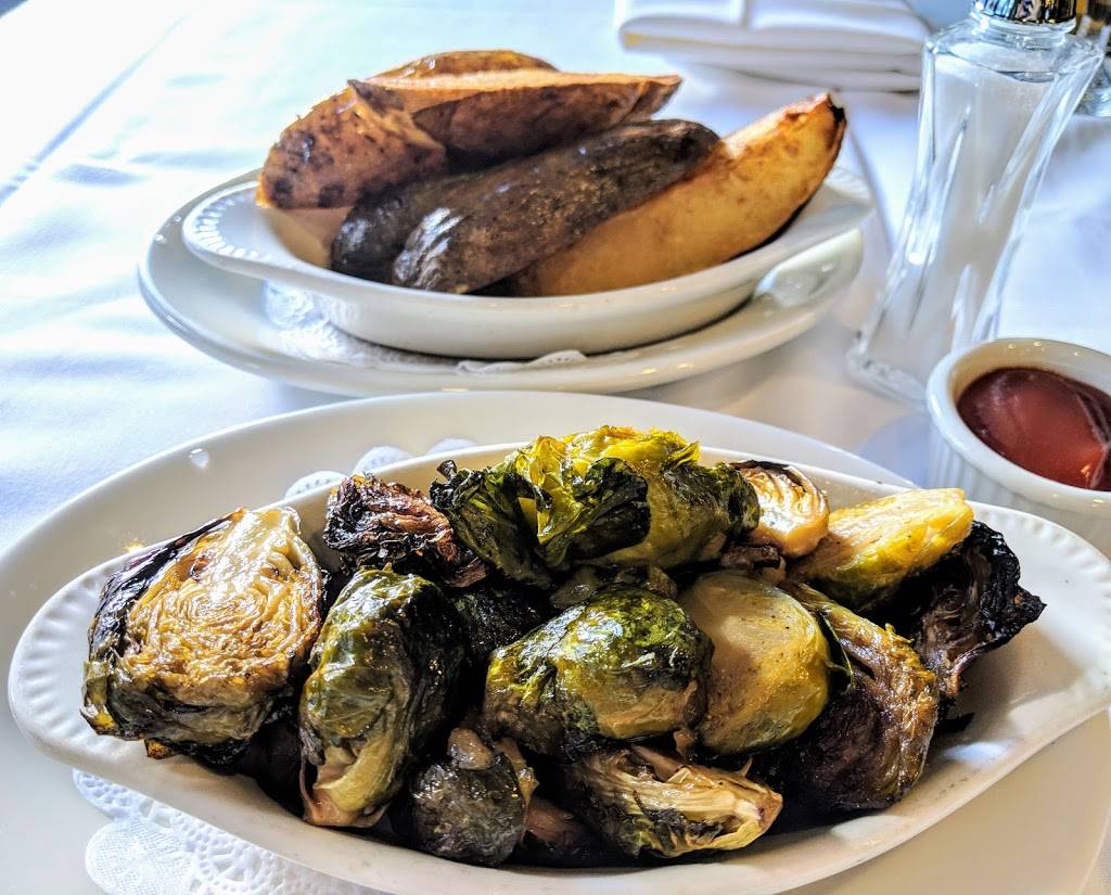 Hurleys Steakhouse & Pub | restaurant | 15 Division St, New Rochelle, NY 10801, USA | 9147386000 OR +1 914-738-6000