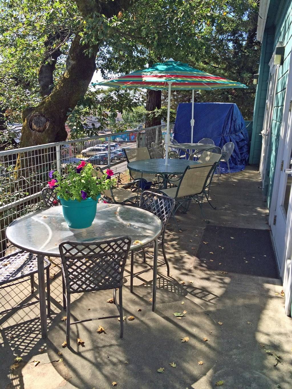 Sebastopol Area Senior Center | restaurant | 167 N High St, Sebastopol, CA 95472, USA | 7078292440 OR +1 707-829-2440