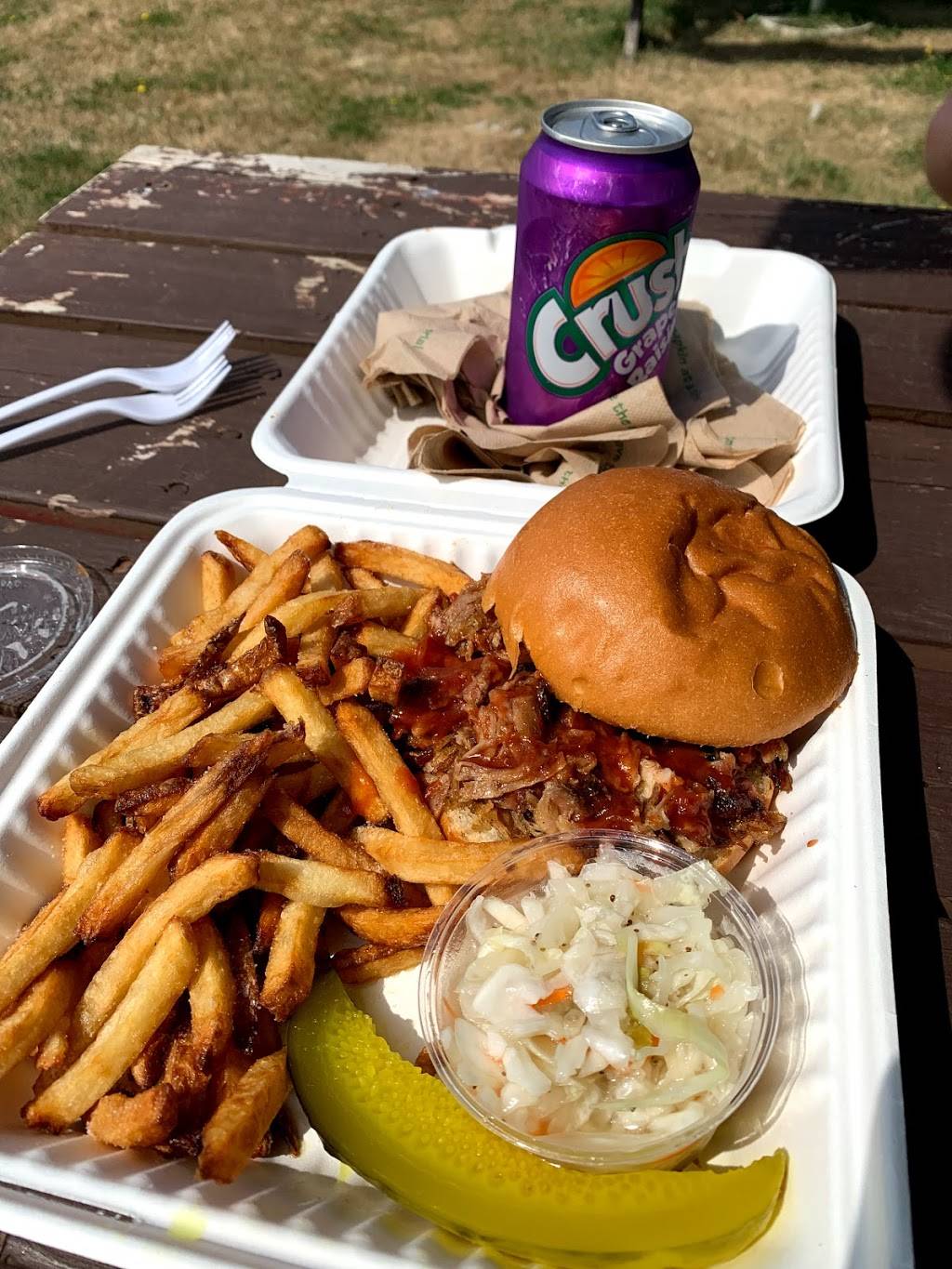 Chuckwagon BBQ foodtruck | restaurant | 2893 ON-28, Peterborough, ON K9J 6Y2, Canada | 7057604685 OR +1 705-760-4685