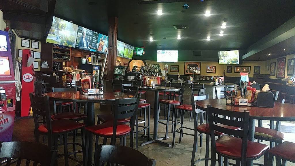 On Tap Stow | restaurant | 4396 Kent Rd, Stow, OH 44224, USA | 3306865359 OR +1 330-686-5359