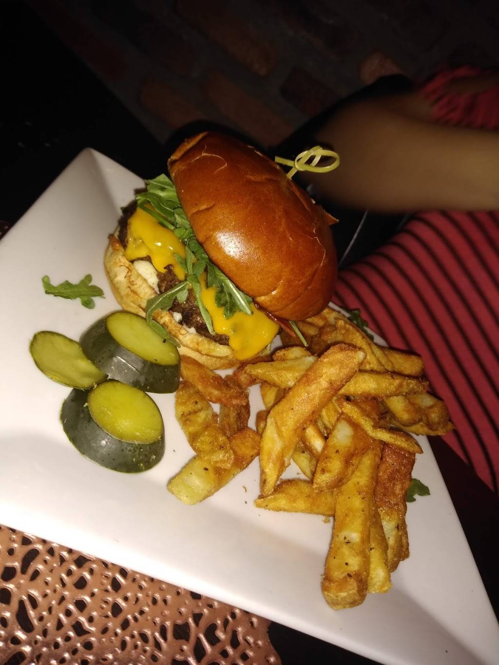 The Shanty On 19th | restaurant | 613 N 19th St, Allentown, PA 18104, USA | 6108410150 OR +1 610-841-0150