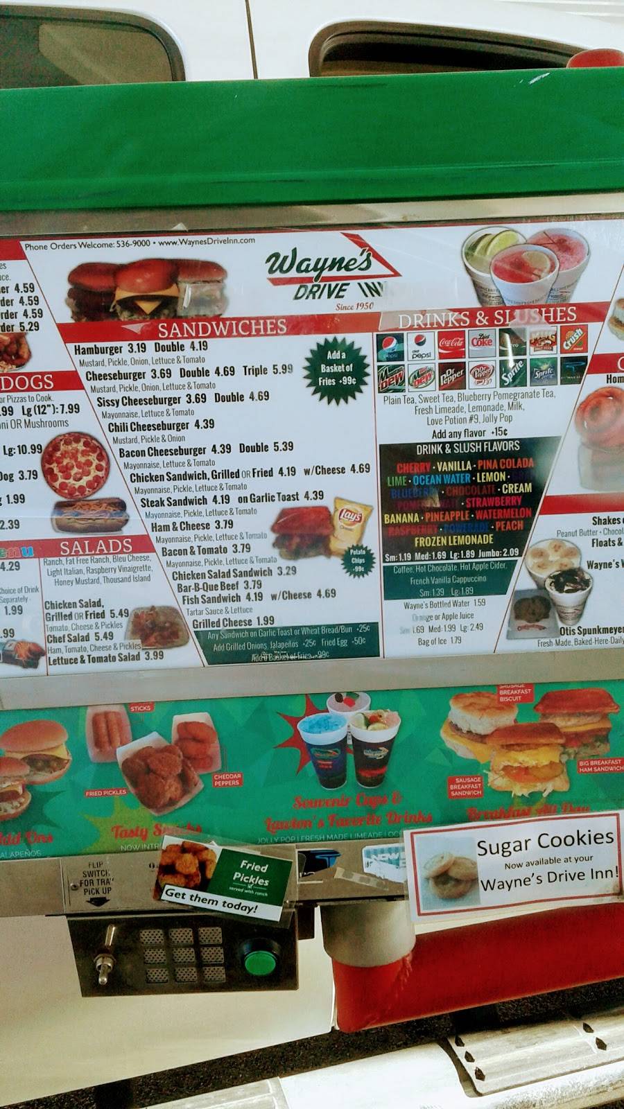 Waynes Drive Inn II | restaurant | 6810 NW Cache Rd, Lawton, OK 73505, USA | 5805369000 OR +1 580-536-9000