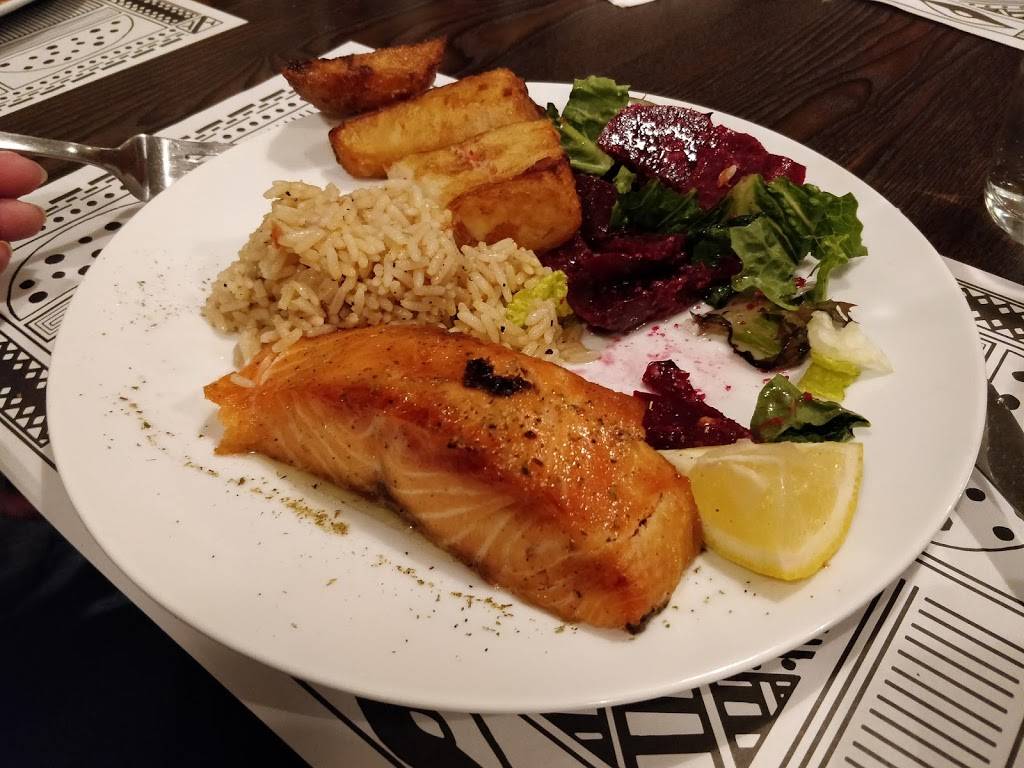 Olive & Citron | restaurant | 5508 Av de Monkland, Montréal, QC H4A 1C7, Canada | 5145487404 OR +1 514-548-7404