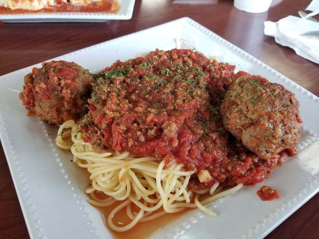 Ninos Pizza & Restaurant | restaurant | 6194 Edgewater Dr, Orlando, FL 32810, USA | 4072537363 OR +1 407-253-7363