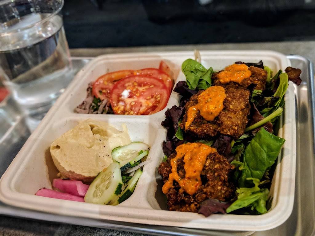 Flē-Flē Grill | restaurant | 254 8th Ave, New York, NY 10011, USA | 6467191812 OR +1 646-719-1812