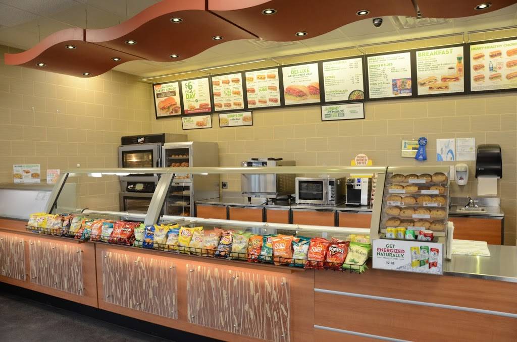 Subway Restaurants | restaurant | 1205 W Main St, Manchester, IA 52057, USA | 5639273984 OR +1 563-927-3984