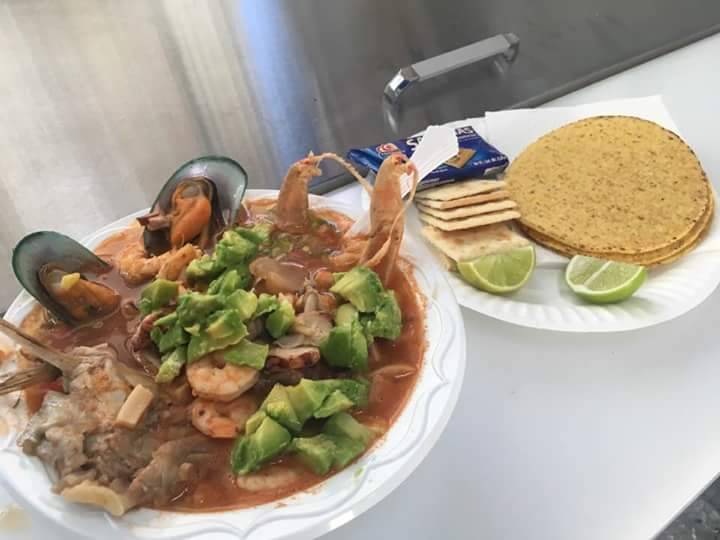 Mariscos Agustin’s Seafood | restaurant | 1500 Paradise Rd, Modesto, CA 95351, USA | 2094083937 OR +1 209-408-3937
