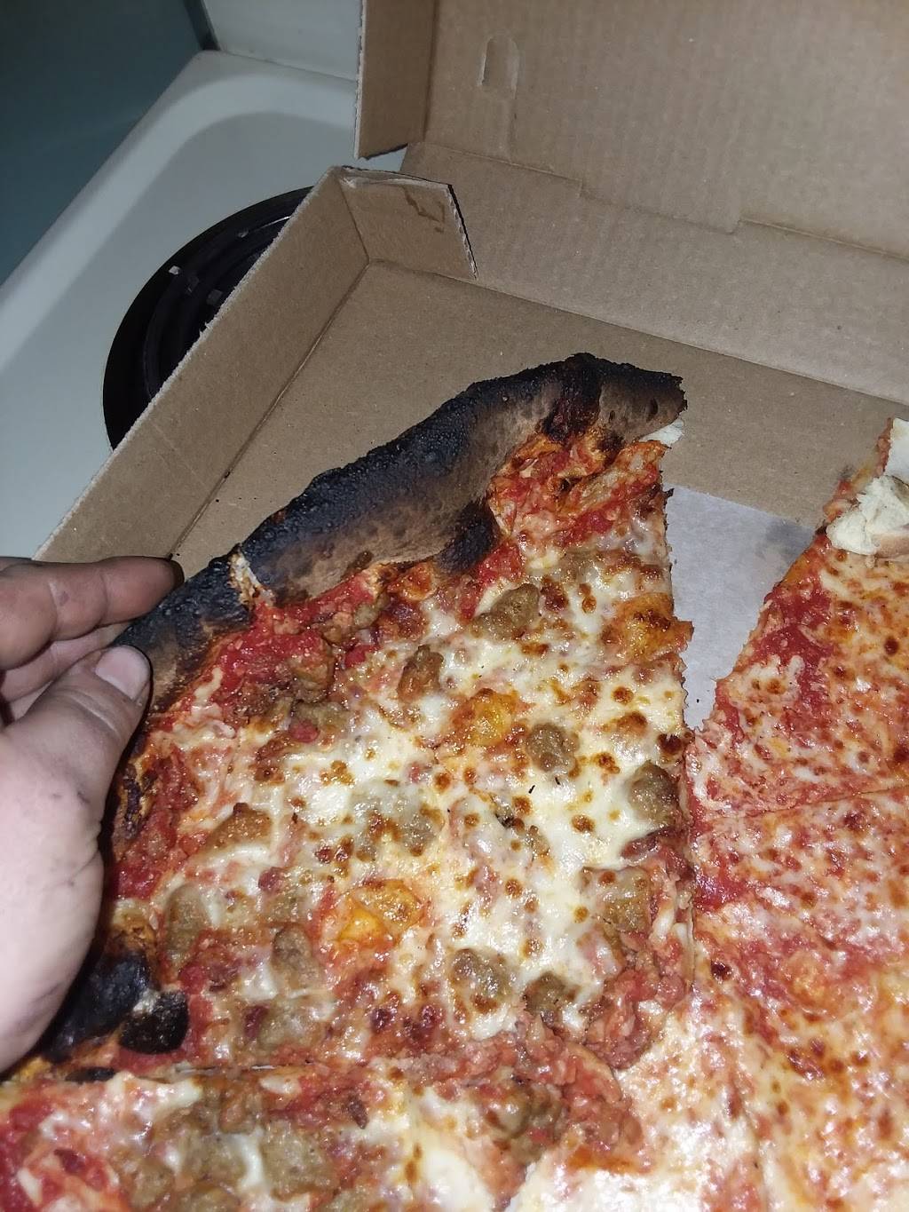 Sorrentos Pizzeria | restaurant | 487 Chestnut St, Gardner, MA 01440, USA | 9786307038 OR +1 978-630-7038