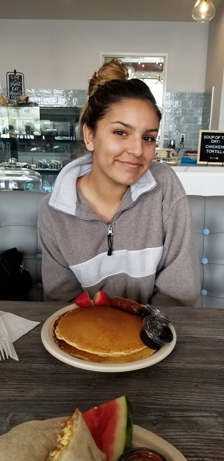 Nikkis Kitchen | restaurant | 5091 Richfield Rd Suite B, Yorba Linda, CA 92886, USA | 7149869808 OR +1 714-986-9808