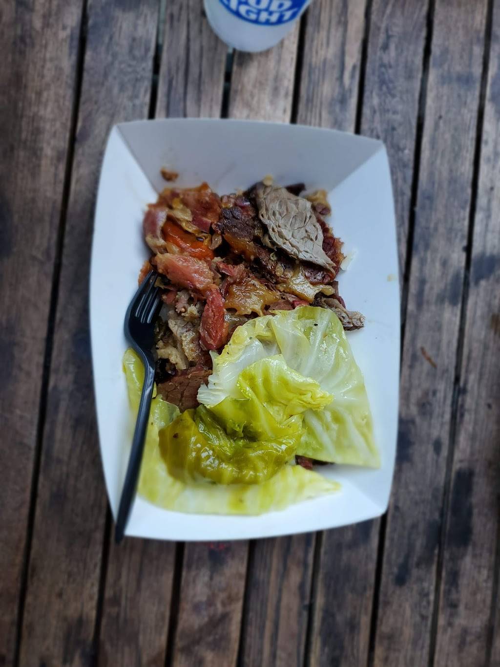 Effins Pub & Grill | restaurant | 6164 El Cajon Blvd, San Diego, CA 92115, USA | 6192299800 OR +1 619-229-9800