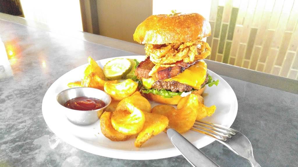 Bar Deco | restaurant | 717 6th St NW, Washington, DC 20001, USA | 2027745867 OR +1 202-774-5867