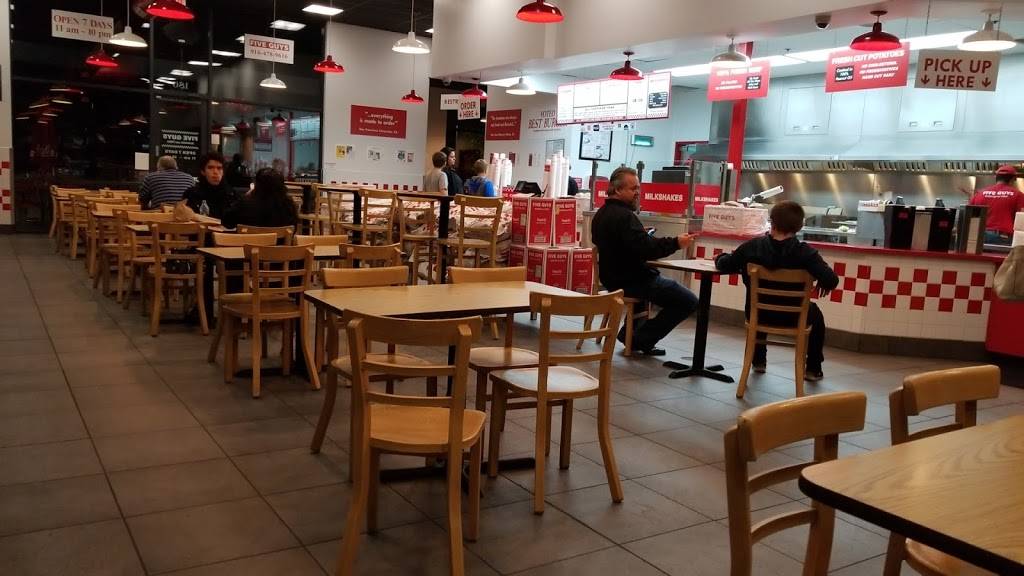 Five Guys | meal takeaway | 9257 Laguna Springs Dr, Elk Grove, CA 95758, USA | 9164789616 OR +1 916-478-9616