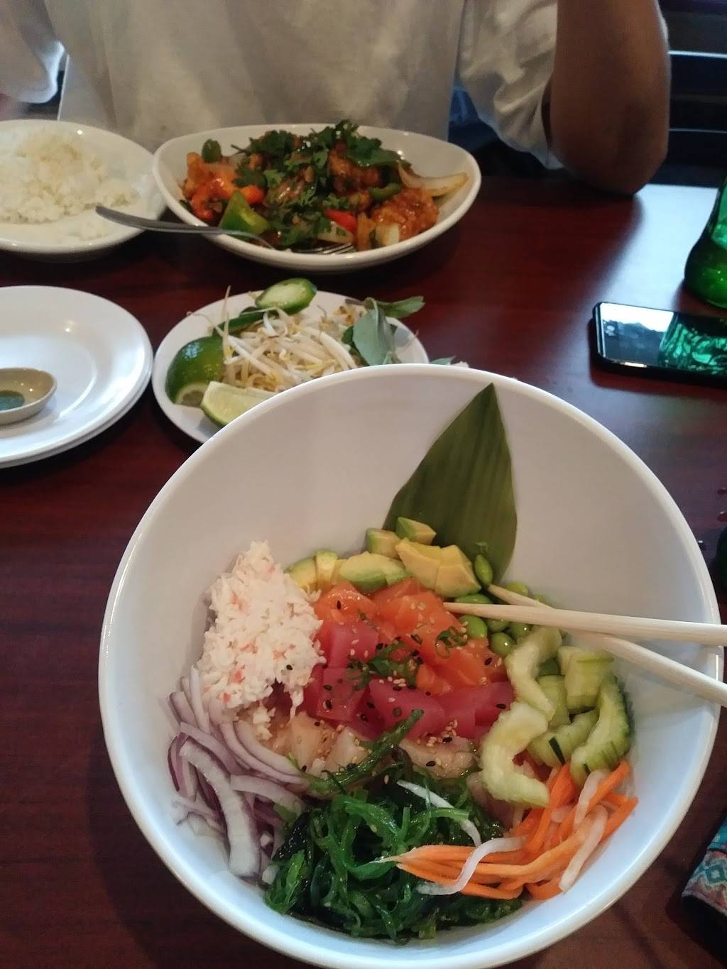 Davorns Place | restaurant | 400 N Willis St, Visalia, CA 93291, USA | 5597334885 OR +1 559-733-4885