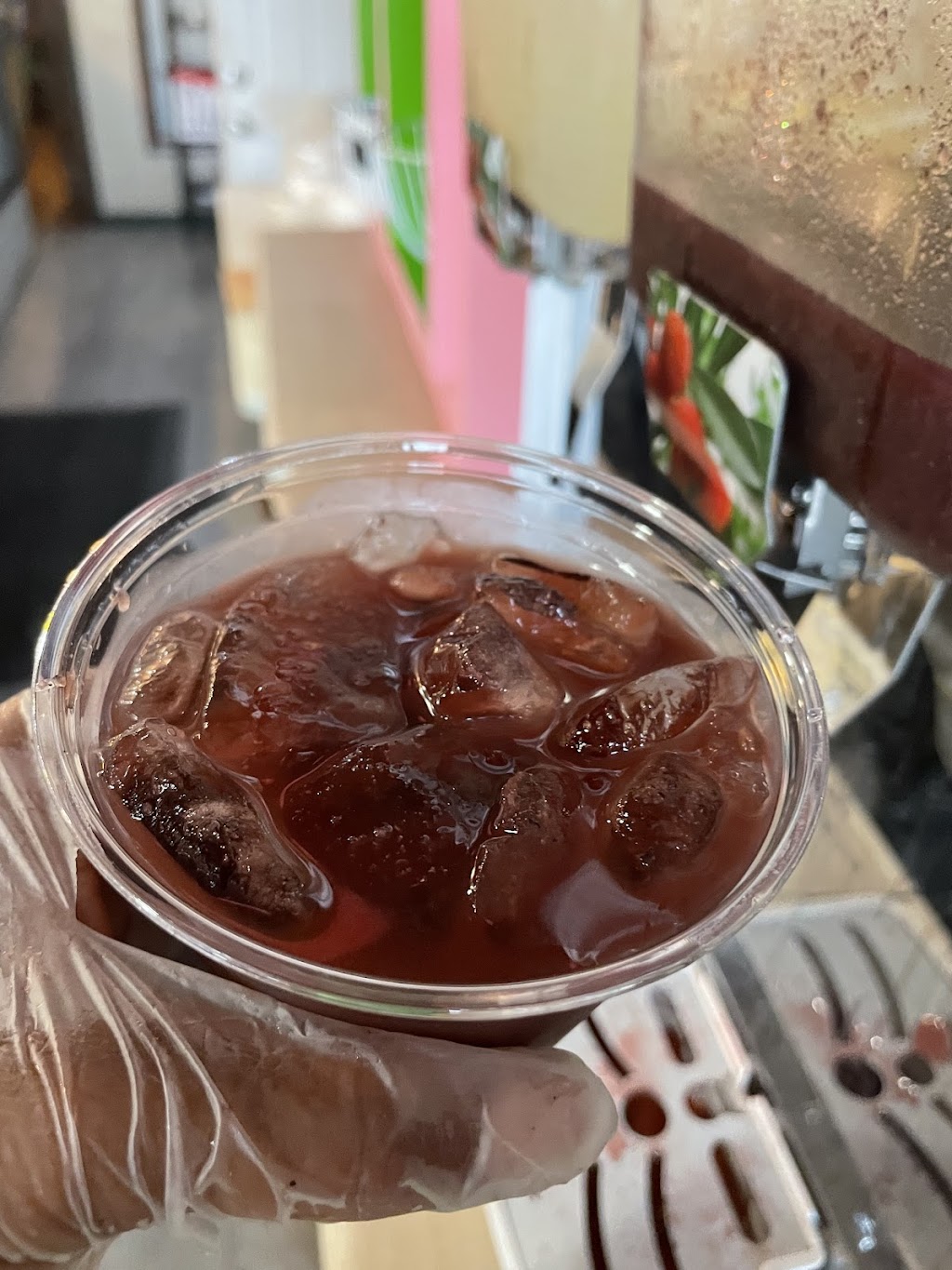 Juicey Quartz Juice Bar | restaurant | 2284 Genesee St, Buffalo, NY 14225, USA | 3238392964 OR +1 323-839-2964