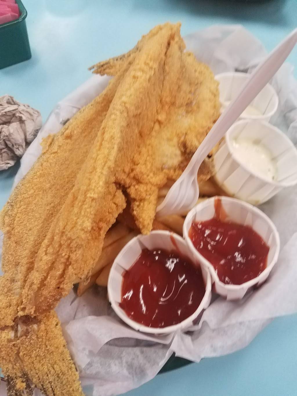 Top Cat Seafood Restaurant | restaurant | 1717 hatcher street, Dallas, TX 75215, USA | 2144283544 OR +1 214-428-3544