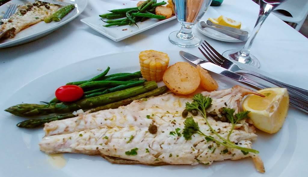 Restaurant Zante | restaurant | 1112 Rue Sherbrooke Ouest, Montréal, QC H3A 1G9, Canada | 5142884777 OR +1 514-288-4777