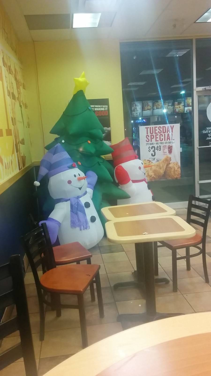 KFC | meal delivery | 474 Norfolk St S, Simcoe, ON N3Y 2X3, Canada | 5194265240 OR +1 519-426-5240