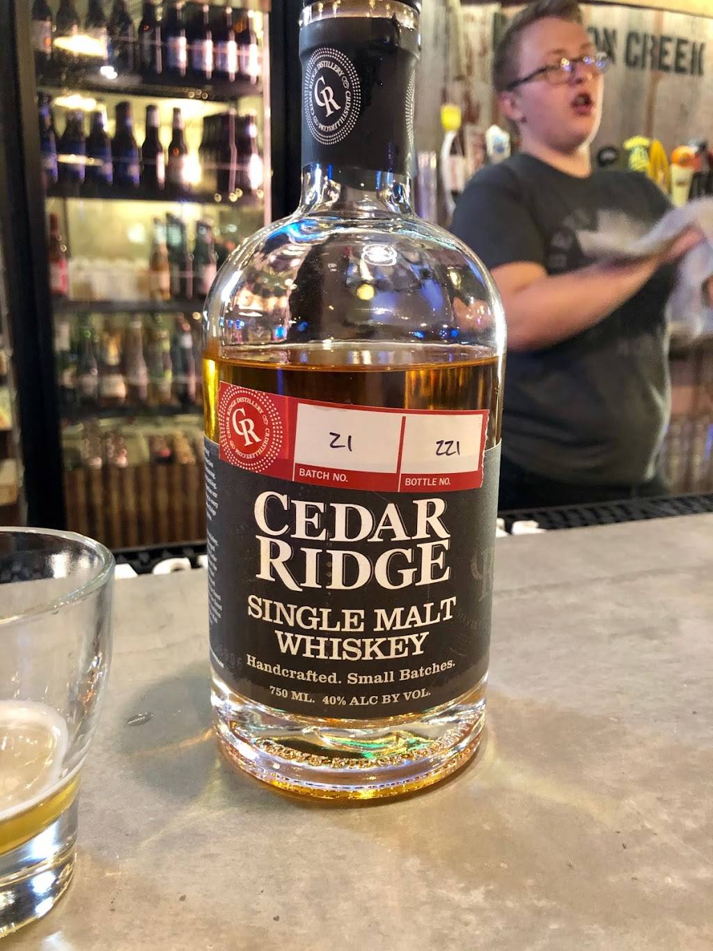 Bourbon Creek Smokehouse | restaurant | 411 1st St SE, Cedar Rapids, IA 52401, USA | 3197753174 OR +1 319-775-3174