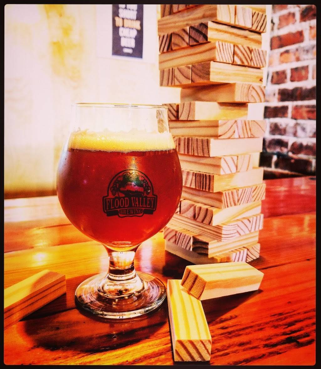 Flood Valley Brewing Craft Taphouse | restaurant | 289 NW Chehalis Ave, Chehalis, WA 98532, USA | 3607405670 OR +1 360-740-5670