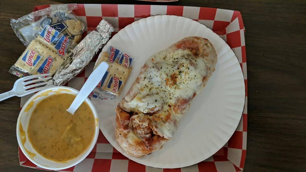 Crazy Daisies | restaurant | 2032 McArthur St, Manchester, TN 37355, USA | 9317237273 OR +1 931-723-7273