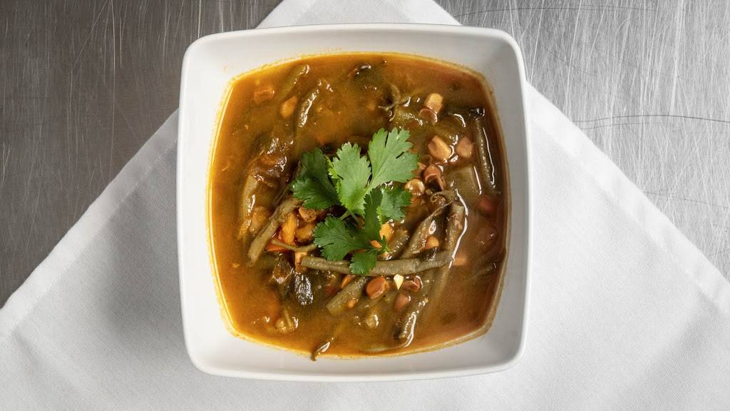 Pink FlaminGo To Go | restaurant | 17740 Woodward Ave, Detroit, MI 48203, USA | 3138261454 OR +1 313-826-1454