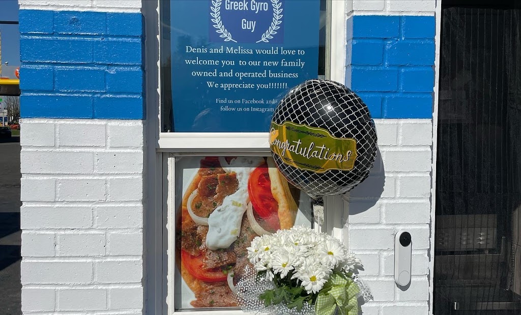 Greek Gyro Guy | restaurant | 118 SE 164th Ave, Vancouver, WA 98684, USA | 3605242315 OR +1 360-524-2315