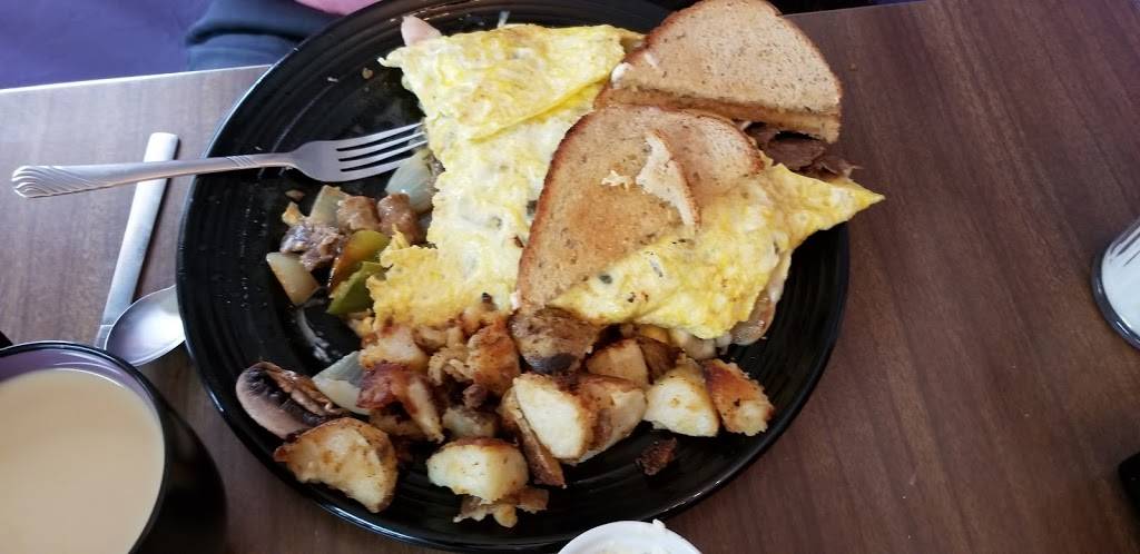 Pleasant Street Diner | restaurant | 310 Pleasant St, Leicester, MA 01524, USA | 5088925300 OR +1 508-892-5300