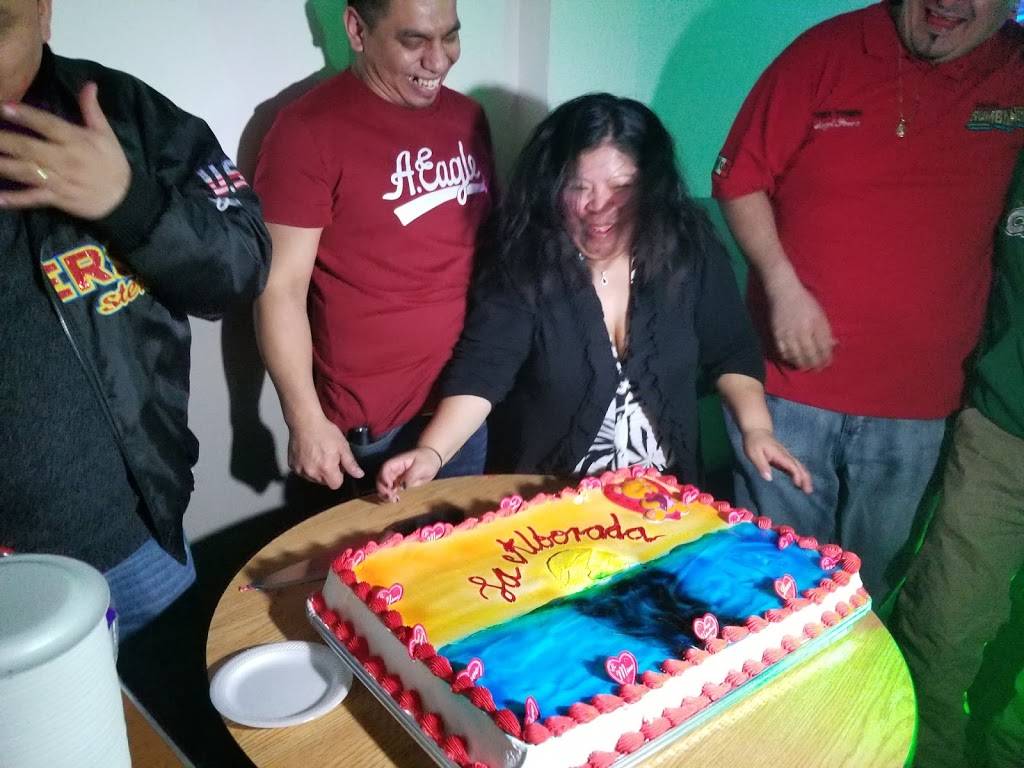 Flamingo Restaurant and Event Center | restaurant | 201 E Lake St, Minneapolis, MN 55408, USA | 6128249999 OR +1 612-824-9999