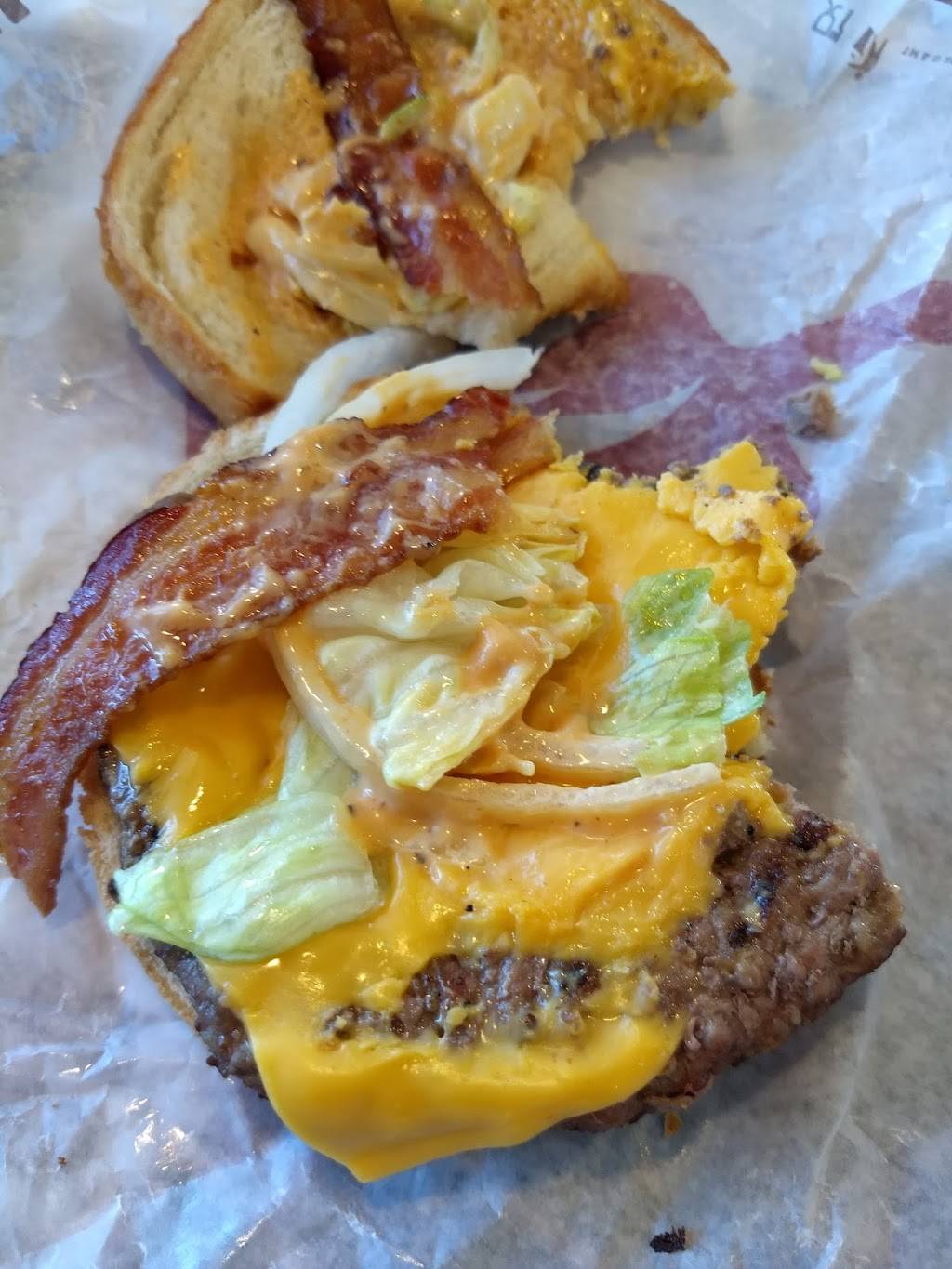 Burger King | restaurant | 620 W Church St, Lexington, TN 38351, USA | 7319673778 OR +1 731-967-3778