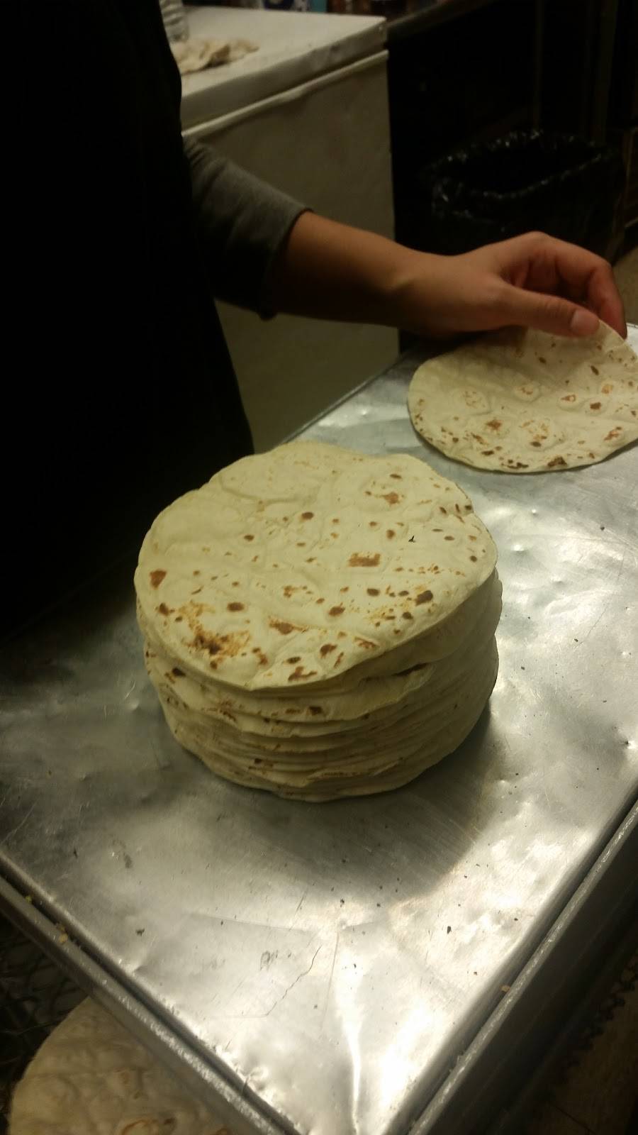 Tortilleria La Familia | restaurant | 557 Chain St, Norristown, PA 19401, USA | 6102750600 OR +1 610-275-0600