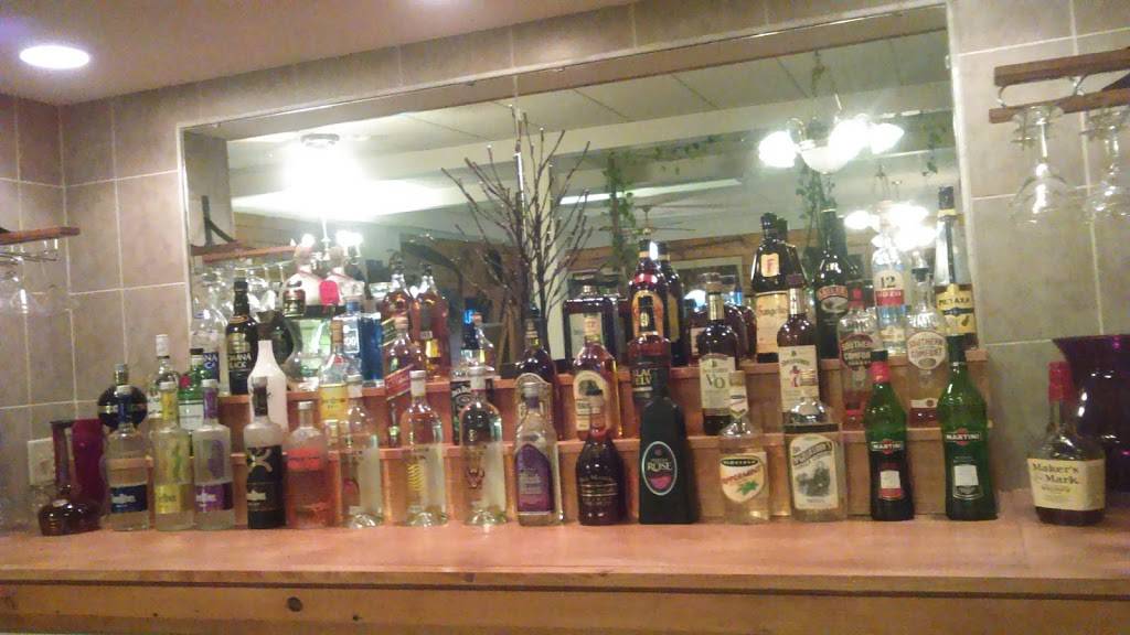 Log Cabin Family Restaurant | restaurant | 2445 W Walworth Rd, Macedon, NY 14502, USA | 3159869224 OR +1 315-986-9224