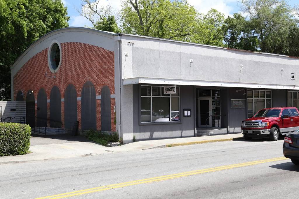 Breakwater Restaurant & Bar | restaurant | 203 Carteret St Ste 102, Beaufort, SC 29902, USA | 8433790052 OR +1 843-379-0052