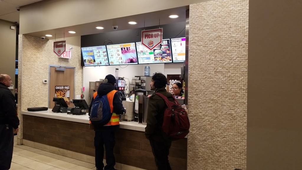 Burger King | restaurant | 3261 Westchester Ave, Bronx, NY 10461, USA | 7184095164 OR +1 718-409-5164