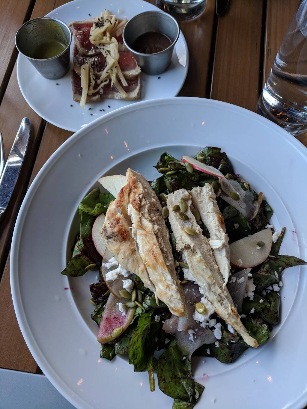 Reds Table | restaurant | 11150 South Lakes Dr, Reston, VA 20191, USA | 5713757755 OR +1 571-375-7755