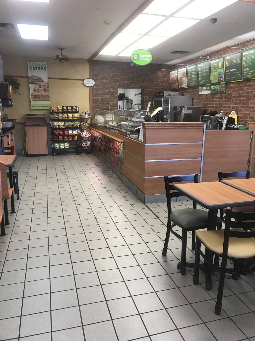 Four DOLLAR Ninety Nine Sub is back | restaurant | 411 W Spring St, New Albany, IN 47150, USA | 5027442559 OR +1 502-744-2559