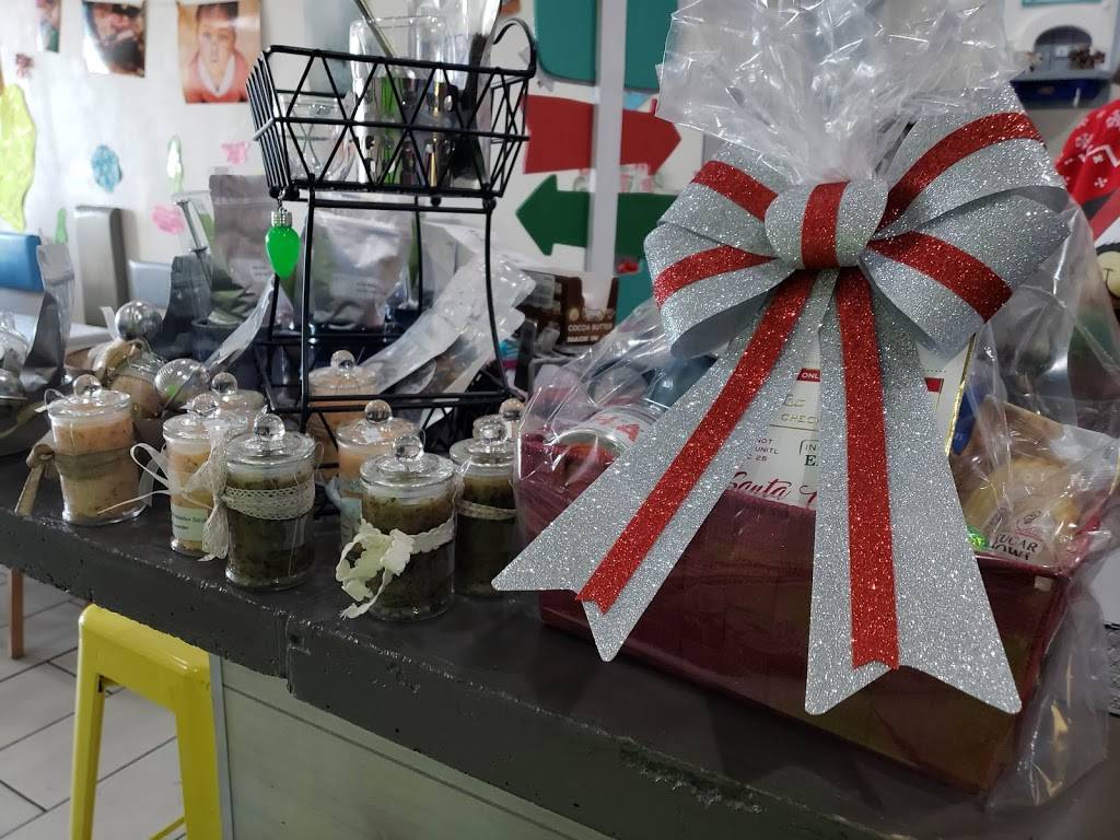 The Modern Tea Room | cafe | 705 W Lancaster Blvd, Lancaster, CA 93534, USA | 6619414616 OR +1 661-941-4616