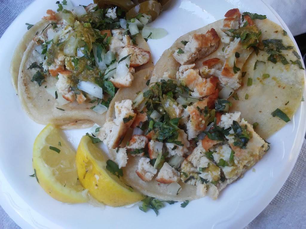 Carnitas Barajas | restaurant | 9184 CA-140, Planada, CA 95365, USA | 2093820819 OR +1 209-382-0819