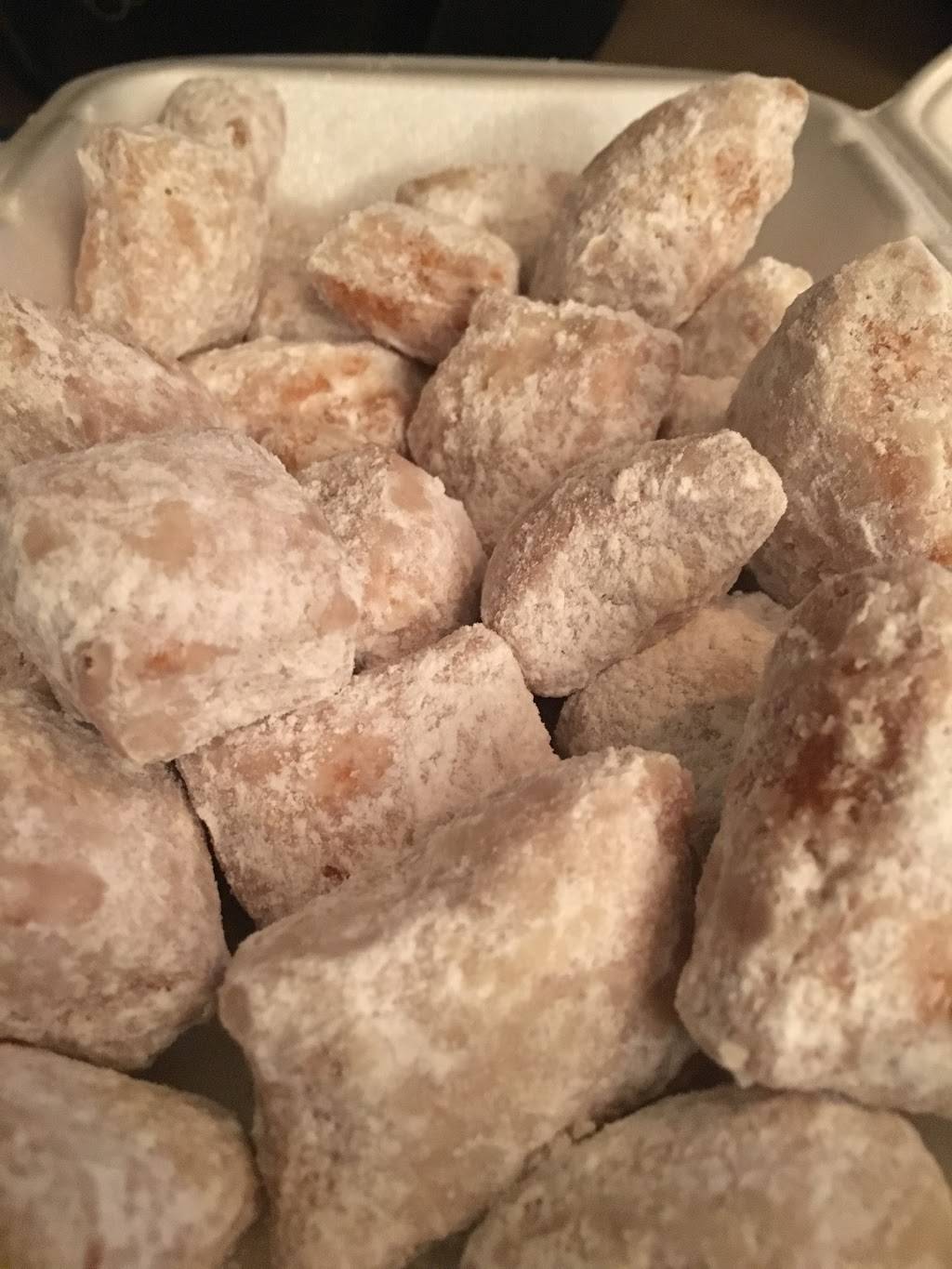 Master Choice 2 For 1 Pizza | restaurant | 725 Notre Dame Dr, London, ON N6J 3V5, Canada | 5196681188 OR +1 519-668-1188