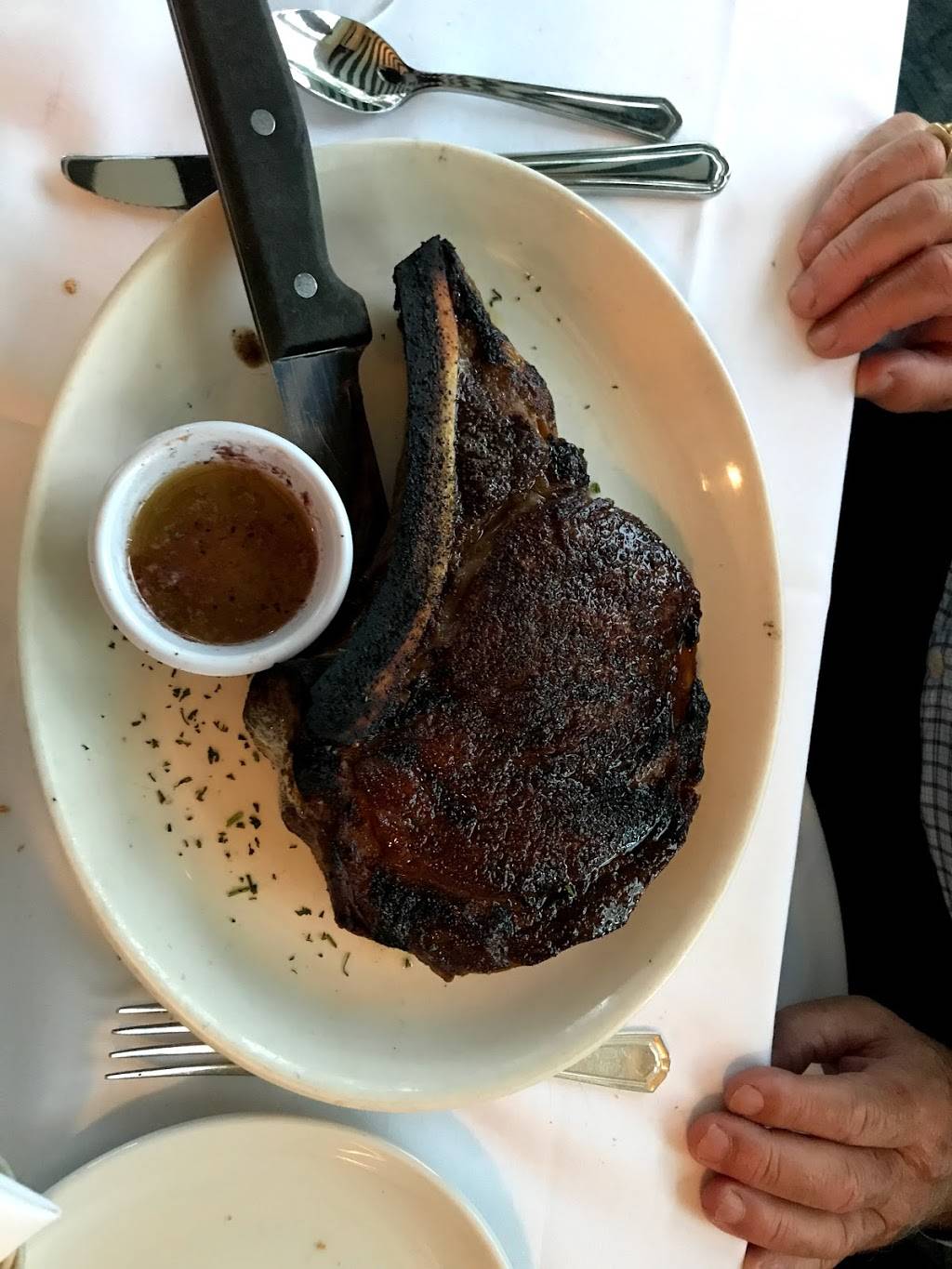 John Thomas Steakhouse | restaurant | 1152 Danby Rd A, Ithaca, NY 14850, USA | 6072733464 OR +1 607-273-3464