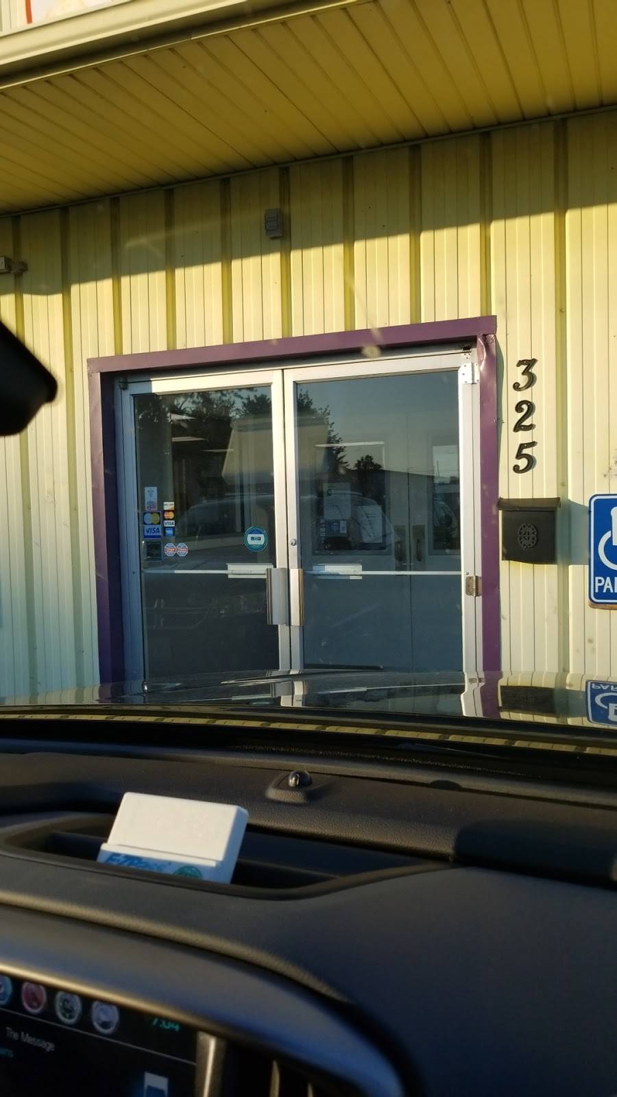 Bellevue Pizza House | restaurant | 325 E Center St, Bellevue, OH 44811, USA | 4194839068 OR +1 419-483-9068