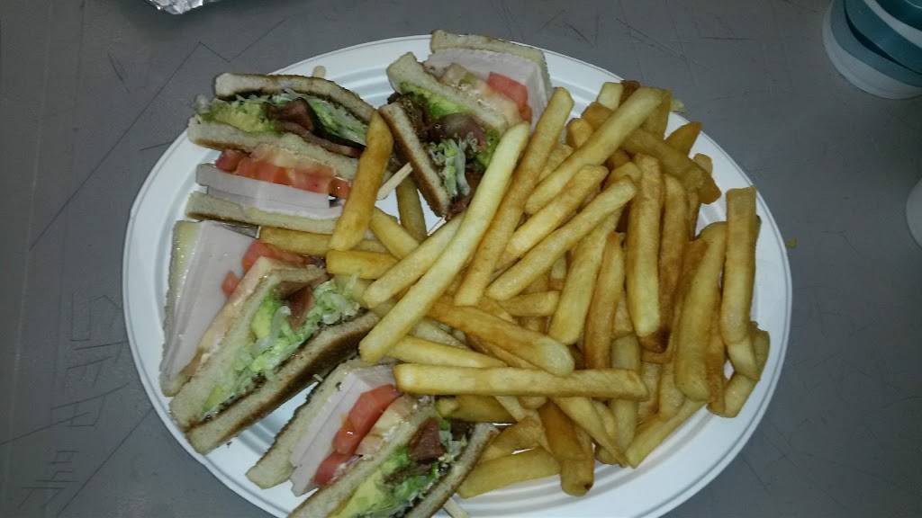 Georges Drive-In | restaurant | 9910 Magnolia Ave, Riverside, CA 92503, USA | 9516882471 OR +1 951-688-2471
