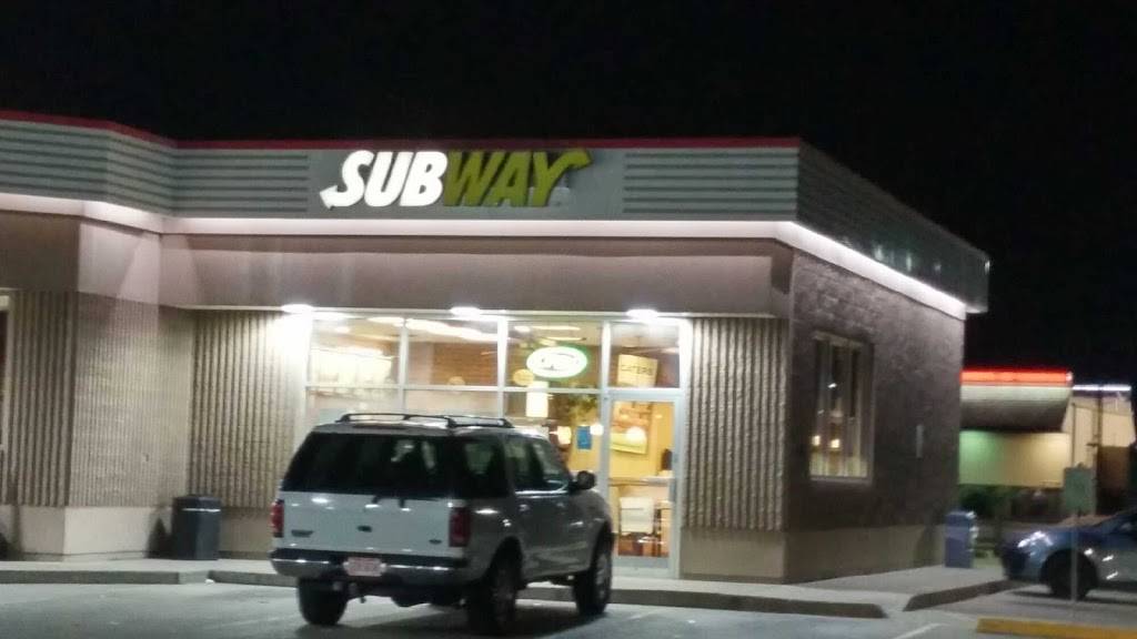 Subway Restaurants | restaurant | 2077 Litton Ln, Hebron, KY 41048, USA | 8595864116 OR +1 859-586-4116
