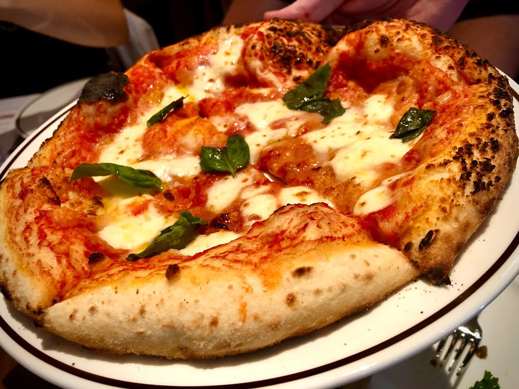 Deans Italian Steakhouse | restaurant | 128 E Stonewall St, Charlotte, NC 28202, USA | 7044996626 OR +1 704-499-6626