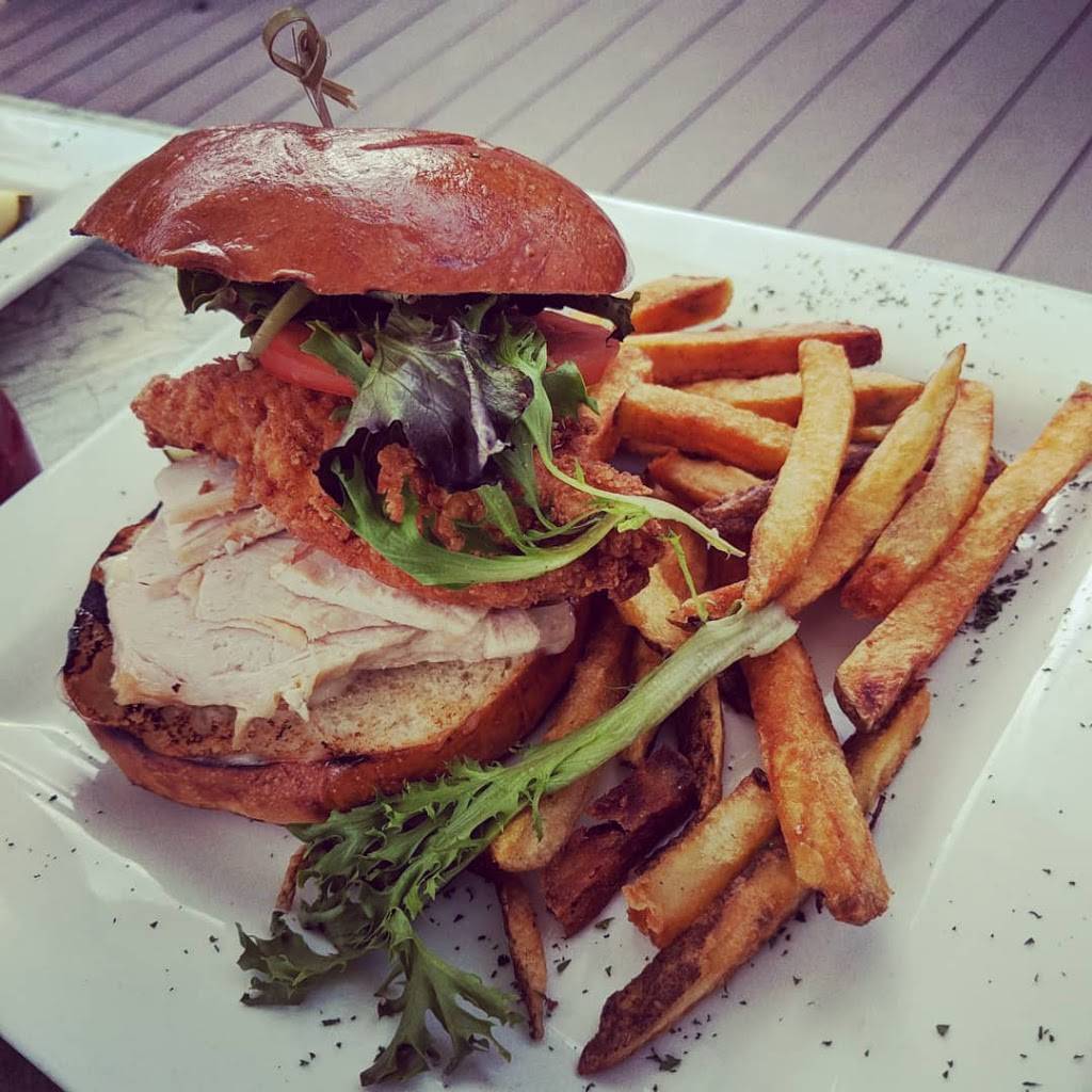 Lakehouse Tavern | restaurant | 157 Main St, Hopkinton, NH 03229, USA | 6037461800 OR +1 603-746-1800