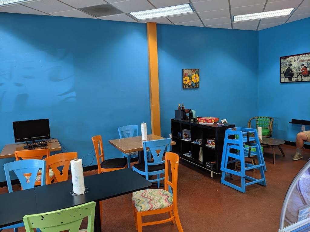 Chunky Monkey Ice Cream and Sweets | restaurant | 590 IN-67, Mooresville, IN 46158, USA | 3173503784 OR +1 317-350-3784