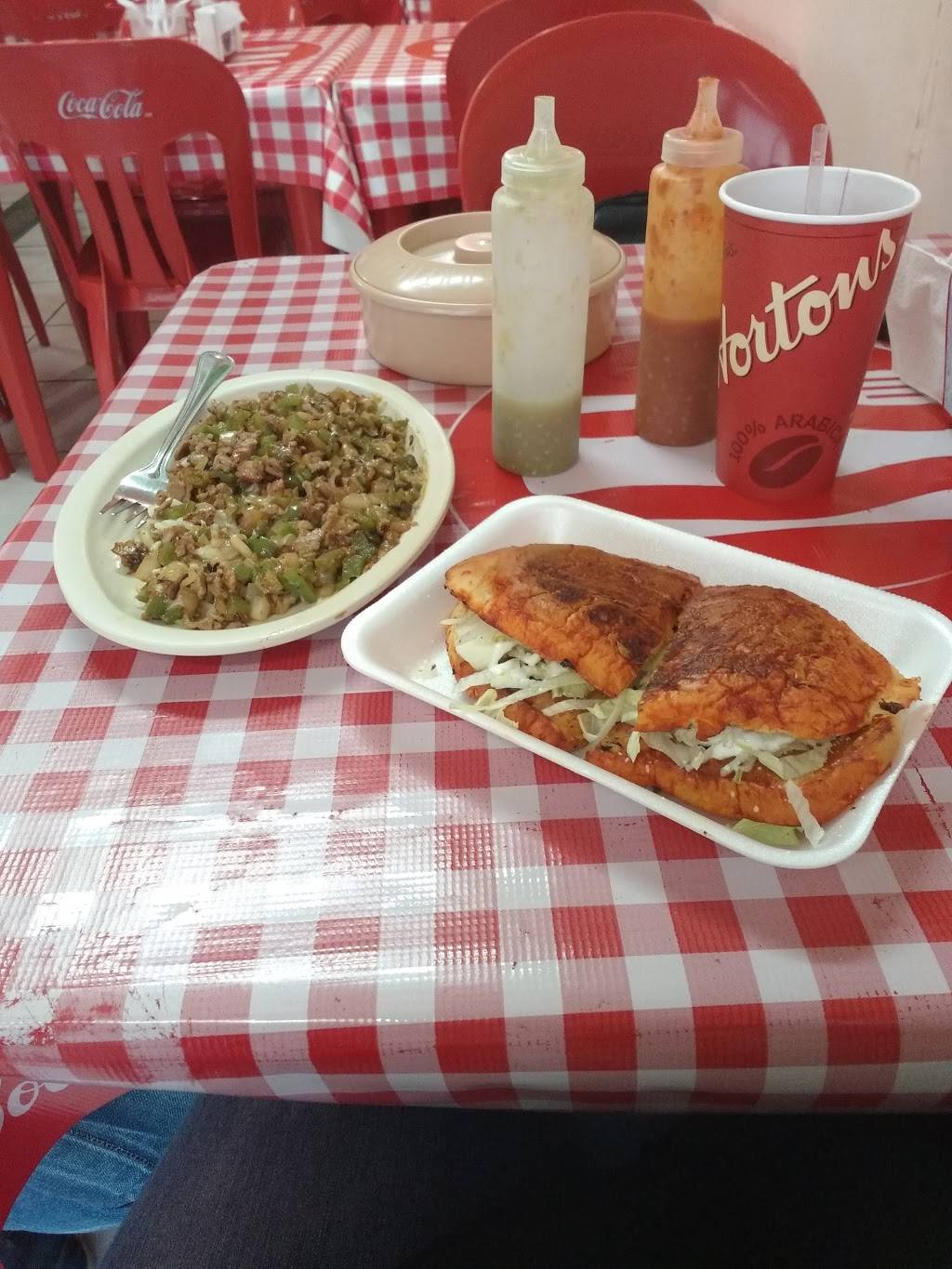 TETOS Y MEMOS | restaurant | Blvd. Cuauhtémoc Nte., Aeropuerto, 22404 Tijuana, B.C., Mexico | 016646837263 OR +52 664 683 7263