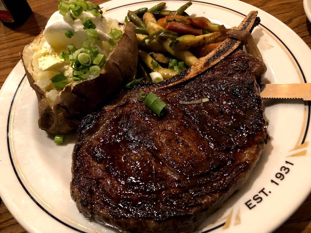 George Petrelli Steak House | restaurant | 5615 Sepulveda Blvd, Culver City, CA 90230, USA | 3103971438 OR +1 310-397-1438