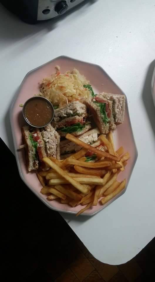 Restaurant Le Ranch A Tony | restaurant | 1177 Chemin Saint-Henri, Mascouche, QC J7K 2N2, Canada | 4504742411 OR +1 450-474-2411