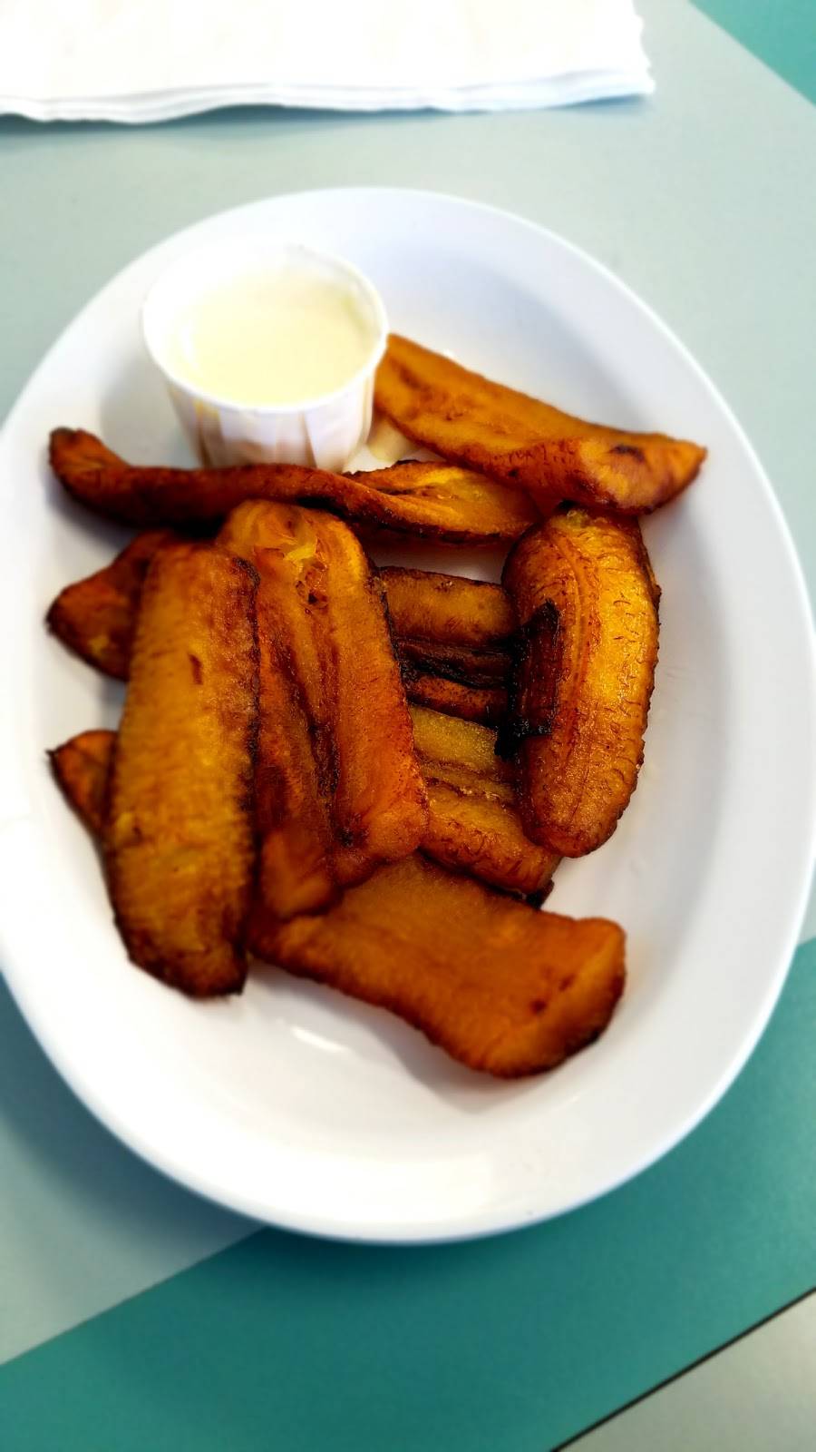 El Salvador Restaurant | restaurant | 481 W Visalia Rd, Farmersville, CA 93223, USA | 5597472207 OR +1 559-747-2207